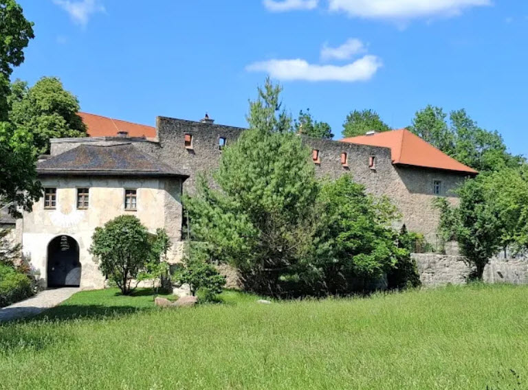 Burg Gruttenstein, Germany